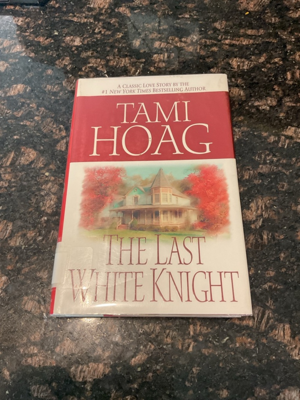 Tami Hoag "The Last White Knight" Hardcover Book